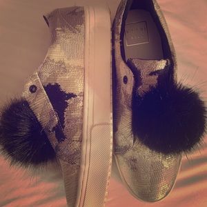 Kaari Blue Shoes | Pom Pom Sneakers |